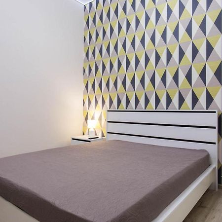 Modern apartments in the Centre - Kuznechna str. 26/4 Charkiw Exterior foto