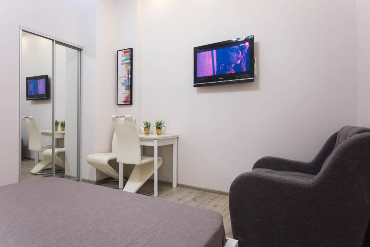 Modern apartments in the Centre - Kuznechna str. 26/4 Charkiw Exterior foto