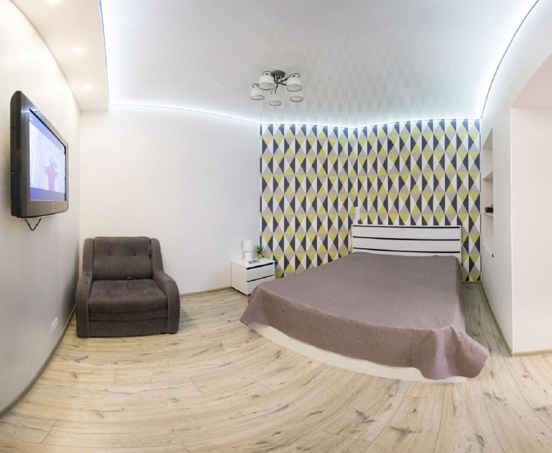 Modern apartments in the Centre - Kuznechna str. 26/4 Charkiw Exterior foto
